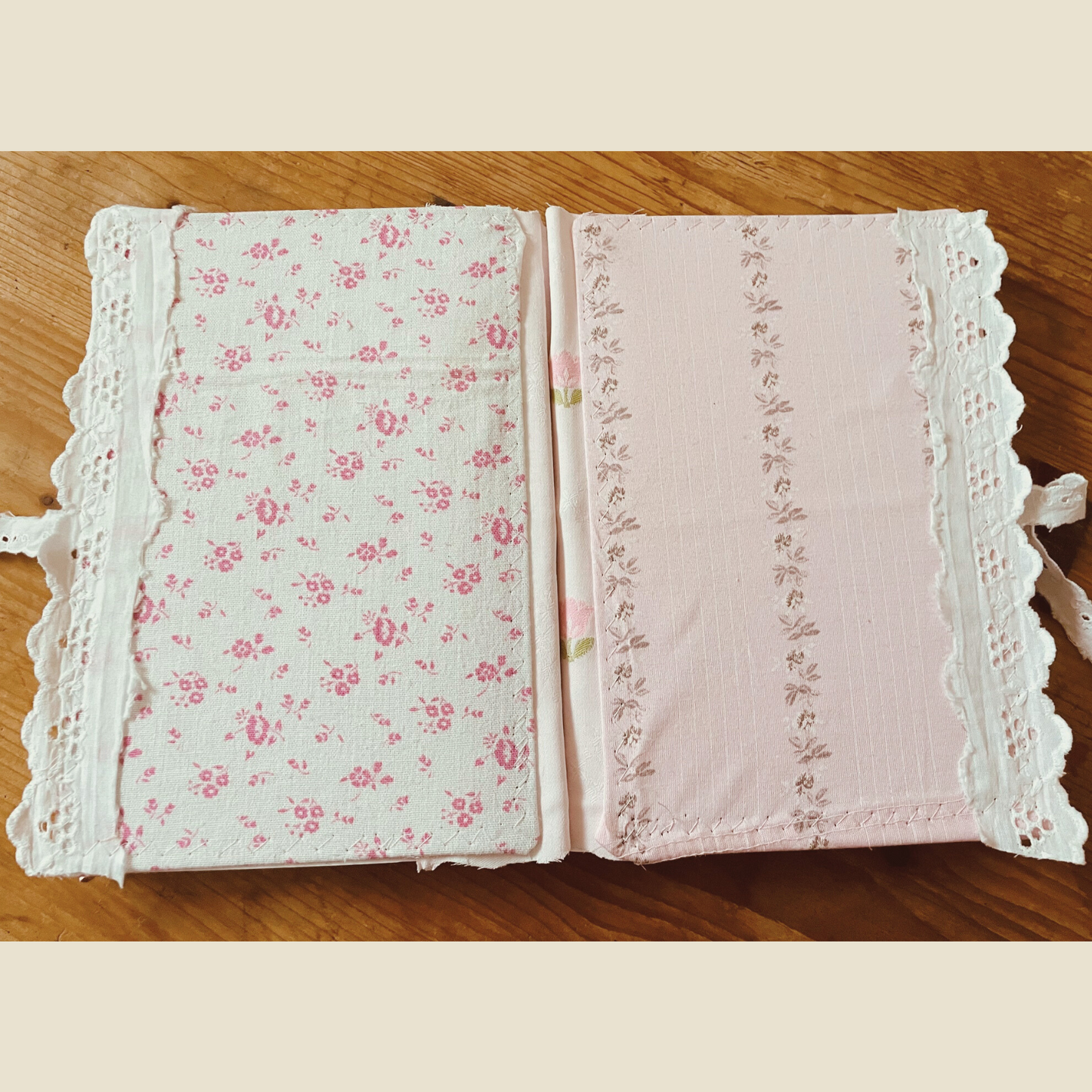 Handgemachtes Notizbuch A5 mit Stoffeinband | rosa und Blümchen