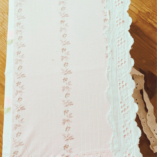 Handgemachtes Notizbuch A5 mit Stoffeinband | rosa und Blümchen